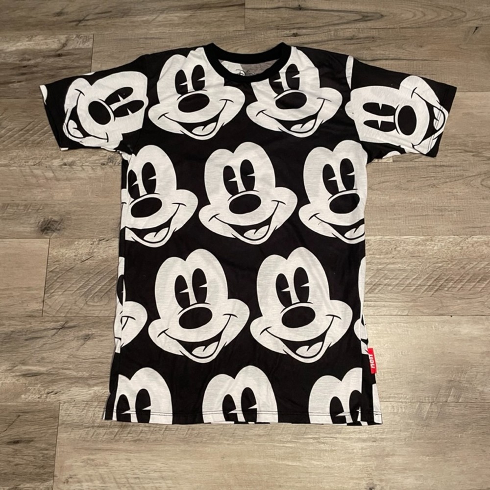 Mickey Mouse Neff Disney T-Shirt Size Large AOP